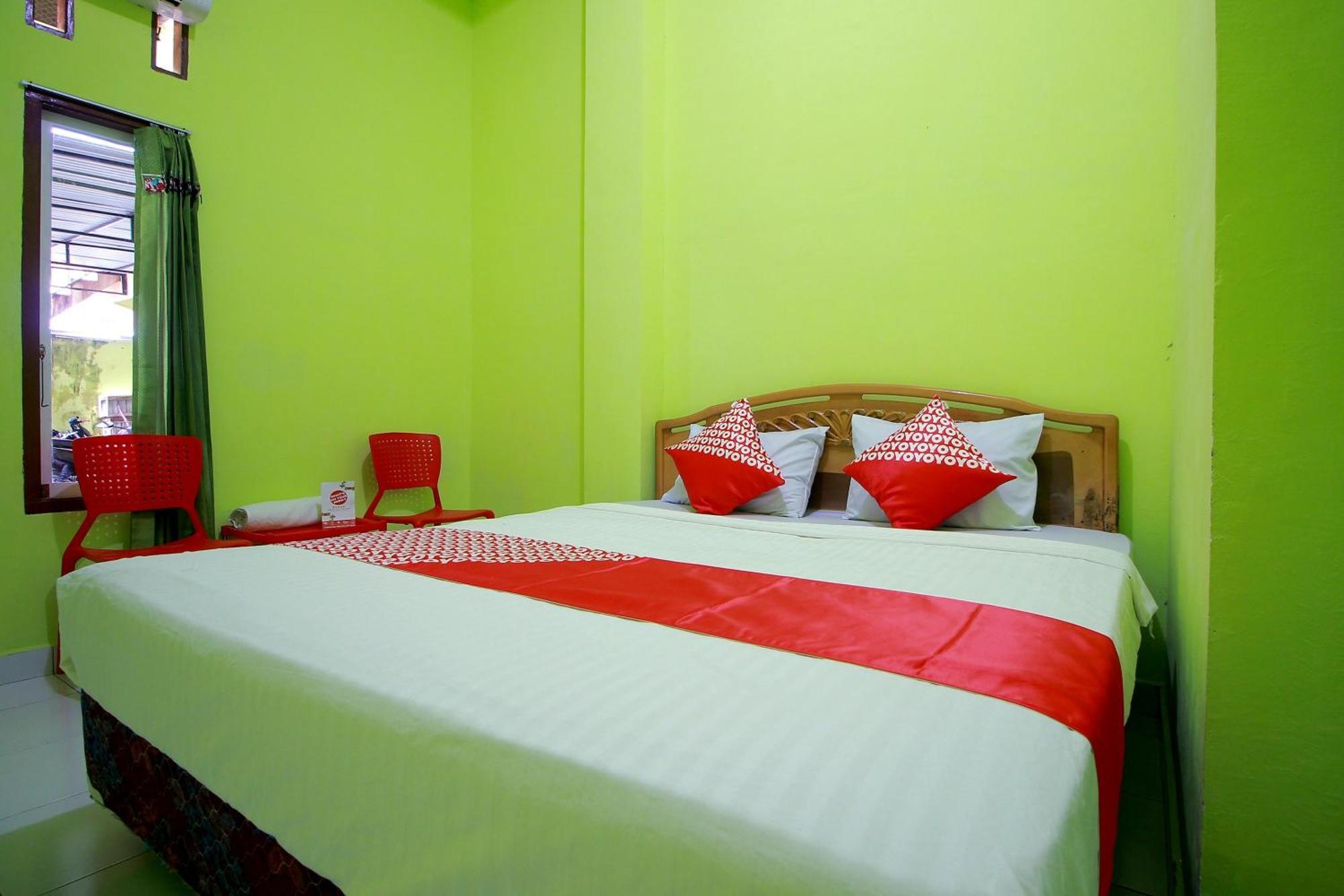 Oyo 2585 Sherren Guest House Lubuklinggau Buitenkant foto
